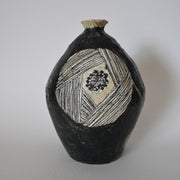 Sumiko Aoki - SA150 flower vase (black)